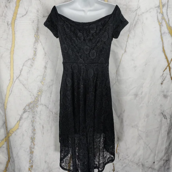 Off The Shoulder Short Sleeve High Low Lace Dress - Picture 7 of 10